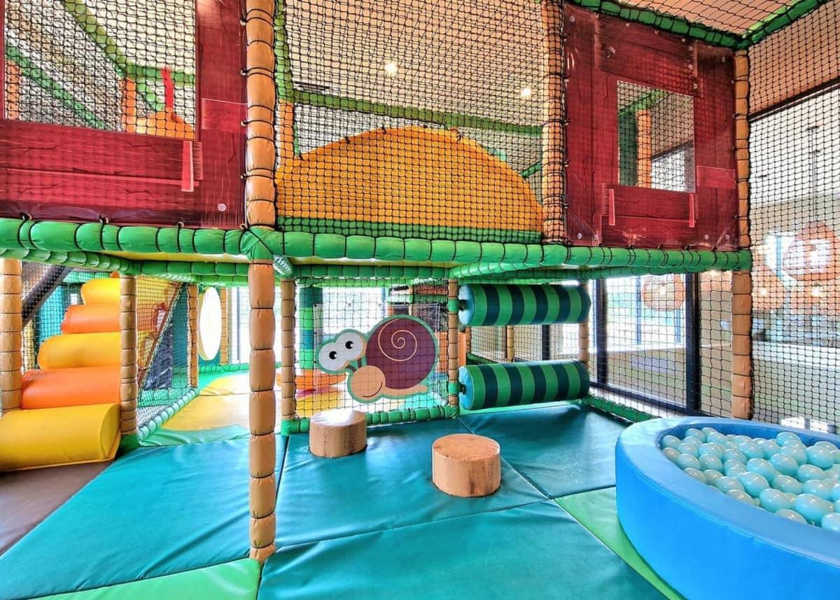 Wild Rose Holiday Park Colby  Exterior photo